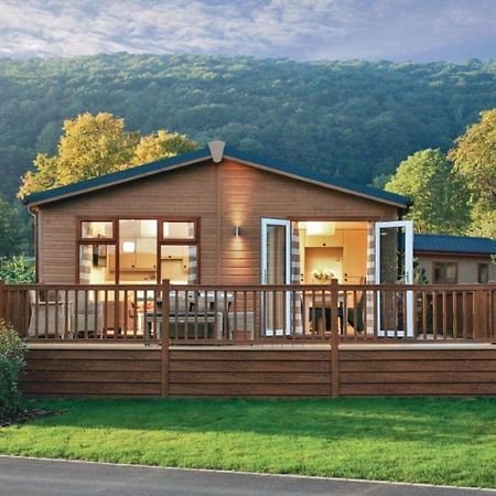 Cheddar Woods Resort And Spa Екстериор снимка