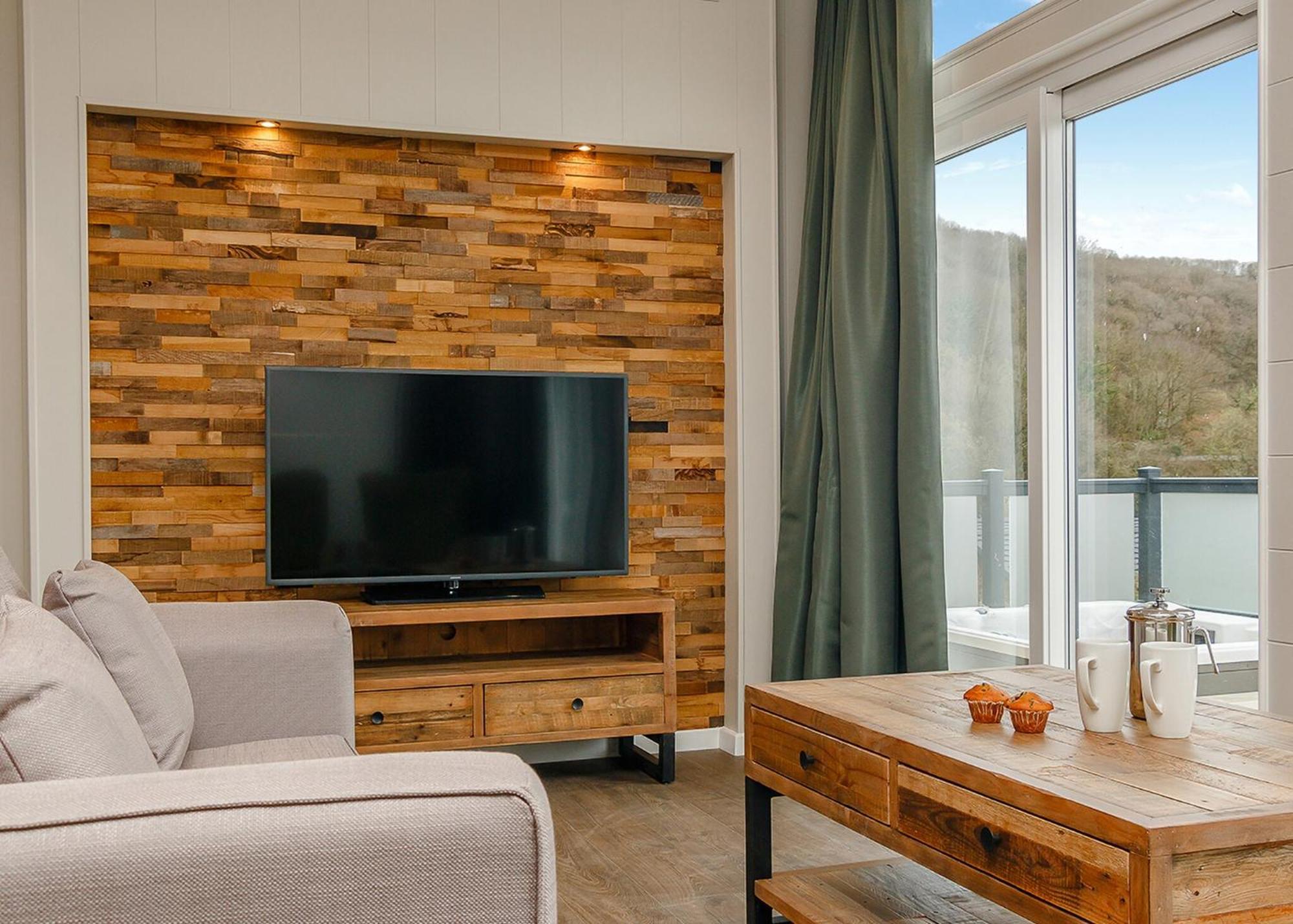 Cheddar Woods Resort And Spa Екстериор снимка