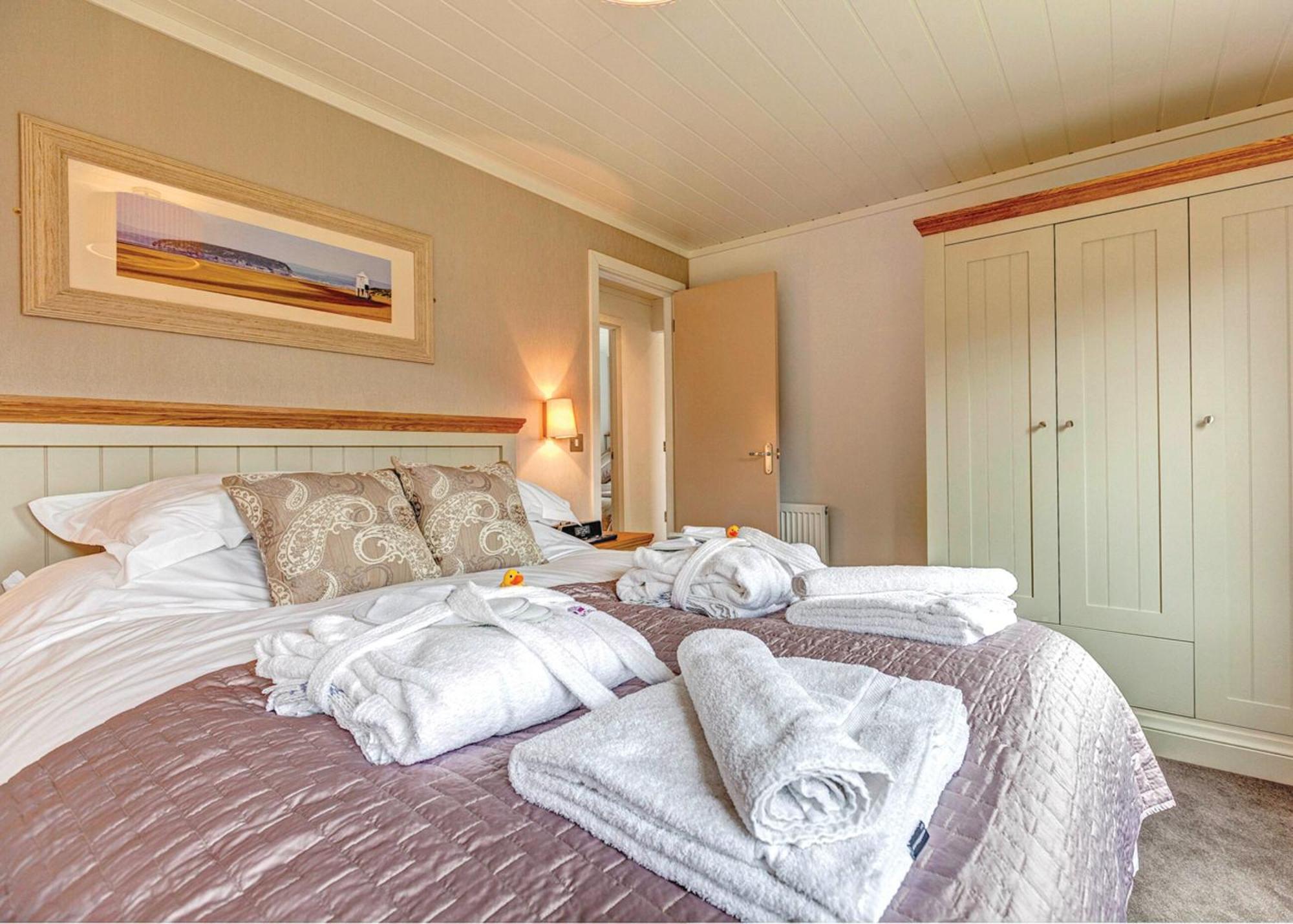 Cheddar Woods Resort And Spa Стая снимка