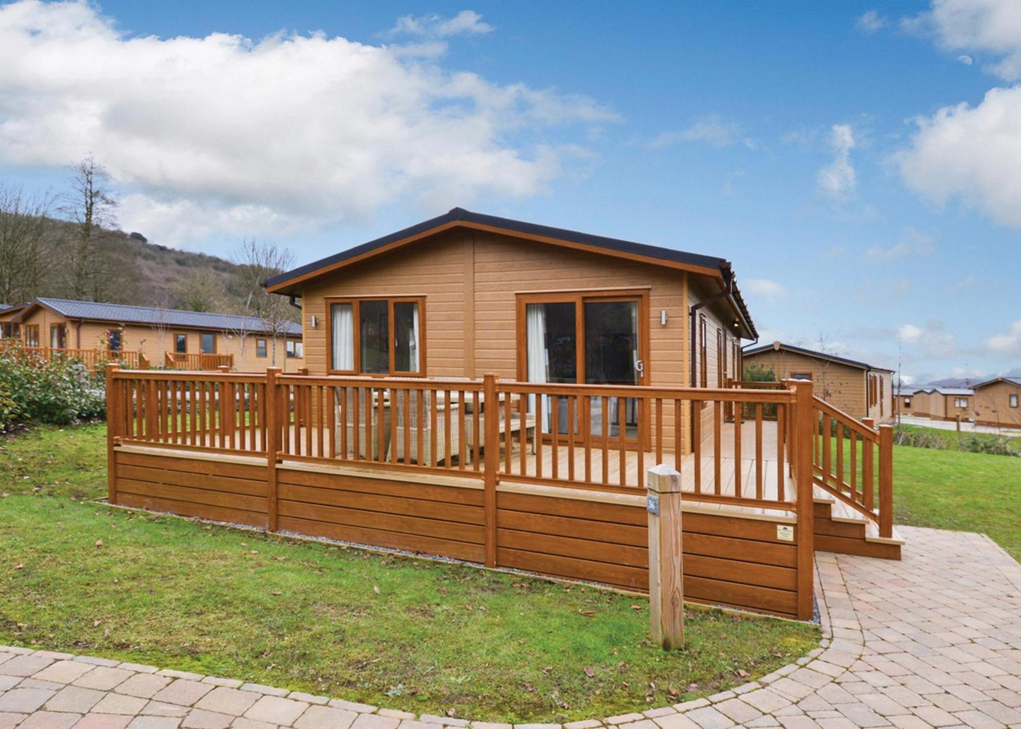 Cheddar Woods Resort And Spa Екстериор снимка